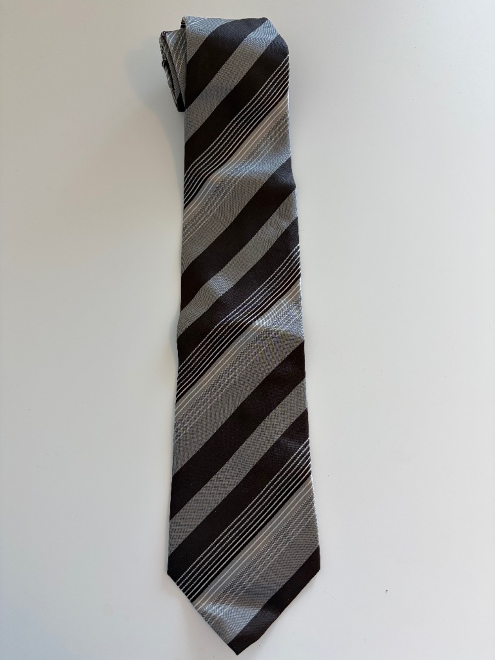 Giorgio Armani Italy 100% Silk Brown Striped Tie 4"